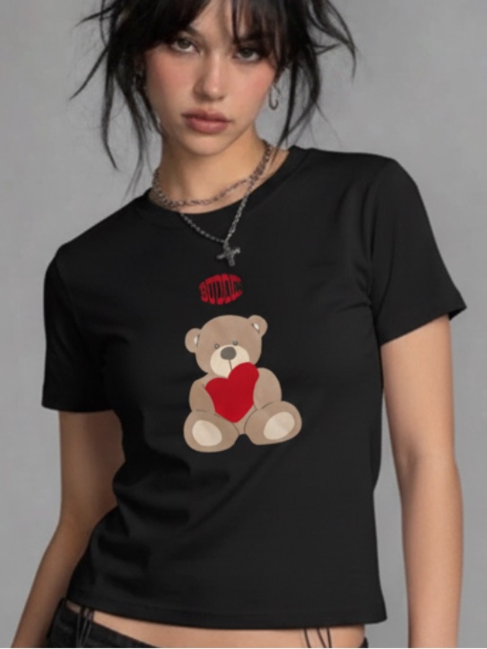 Urban Outfitters Teddy Bear Heart Graphic Crew Neck Tee Black Medium